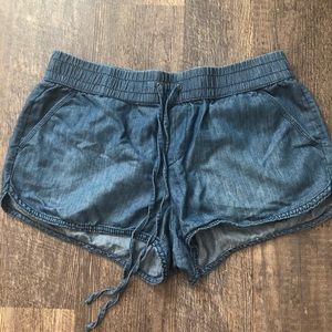 Drawstring denim shorts